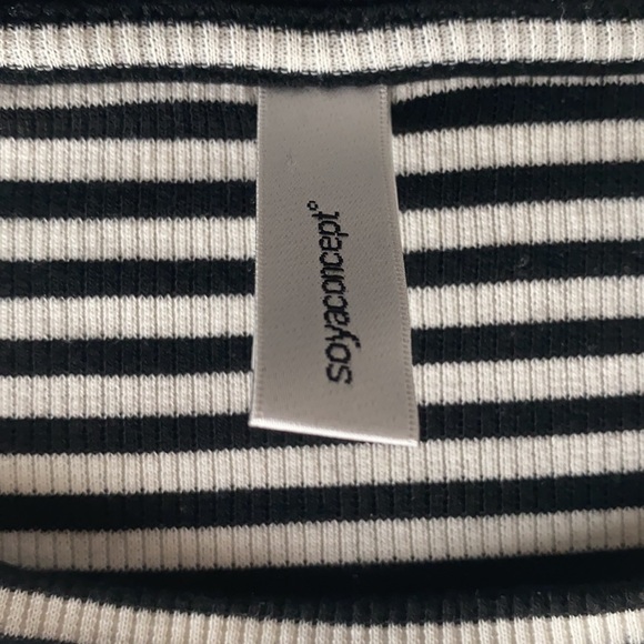 Striped shirt - Picture 2 of 2